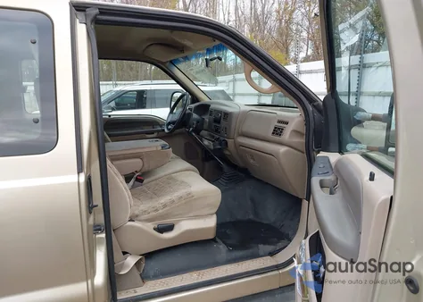 2000 Ford F-250 Lariat/Xl/Xlt z USA, uszkodzony, nr VIN 1FTNX21L8YEC45603